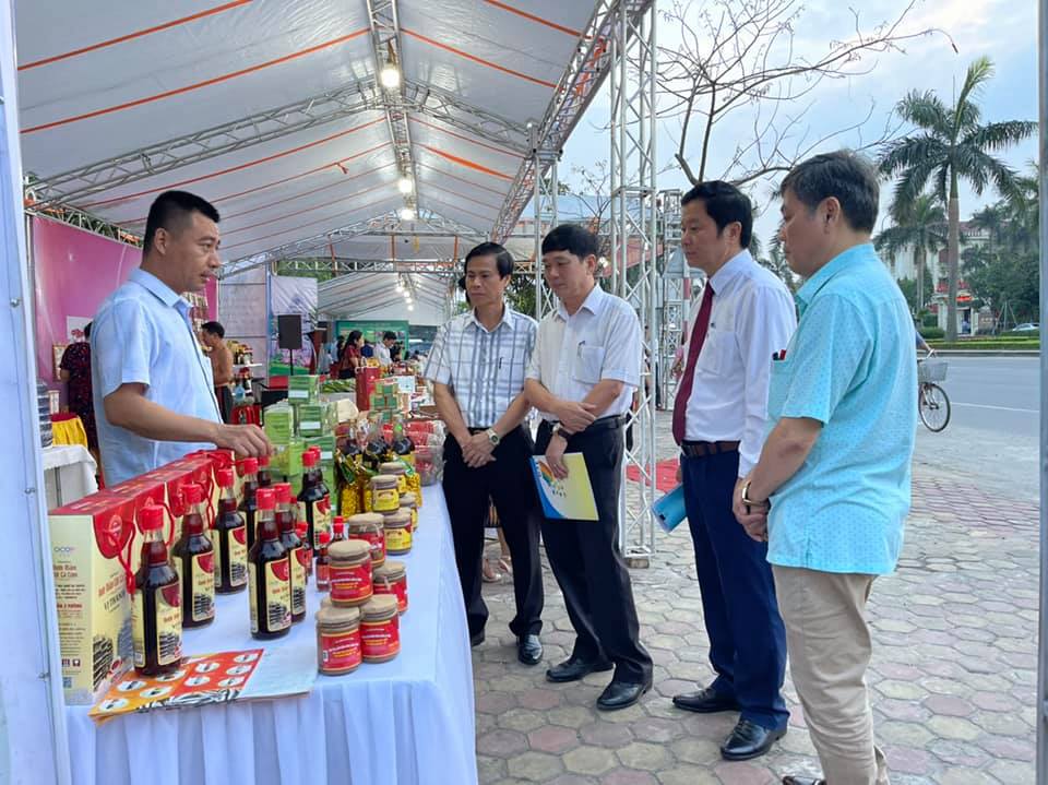 Hội chợ Vi Thanh